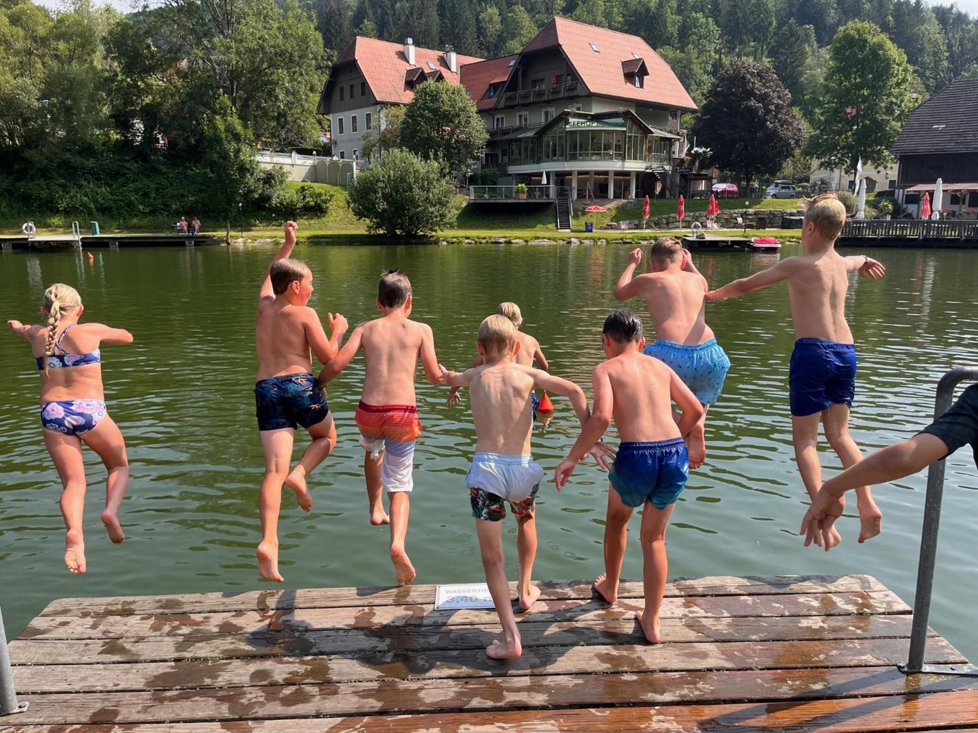 Seegasthof Breineder - Familien & Seminarhotel Monichwald Екстер'єр фото
